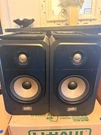Polk Audio Signature Elite ES20 Bookshelf Speakers (black). Fixed Price $265.00.