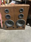 Vintage Technics SB-A27 Floorstand 3WAYS Speaker (pair) 240 Watts. Fixed Price $200.00.