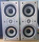 Polk Audio Monitor 40 Series Bookshelf Speakers *tested & Working*. Fixed Price $99.99.
