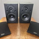 Pair Of Polk Audio RT15I Book Shelf Speakers - Excellent Condition & Sound. Fixed Price $100.00.