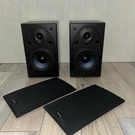 Pair Of Polk Audio RT15I Book Shelf Speakers - Excellent Condition & Sound. Fixed Price $115.00.