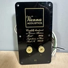 Vienna Acoustics Bach Speaker Crossover 2-WAY 6 Ohms Sn: 93477 *untested*. Fixed Price $44.99.
