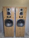 Yamaha NS-A-600 Tower Speakers Vintage 140 Watts 8 Ohms. Fixed Price $1100.00.