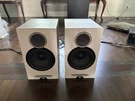 Elac Debut Reference DBR62 Bookshelf Speakers, Pair Oak Cabinet/white. Fixed Price $600.00.